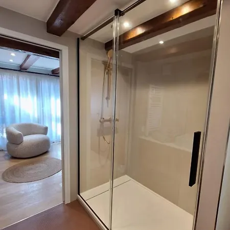 An Authentic & Delicious Journey Through Time Hébergement de vacances Hangenbieten