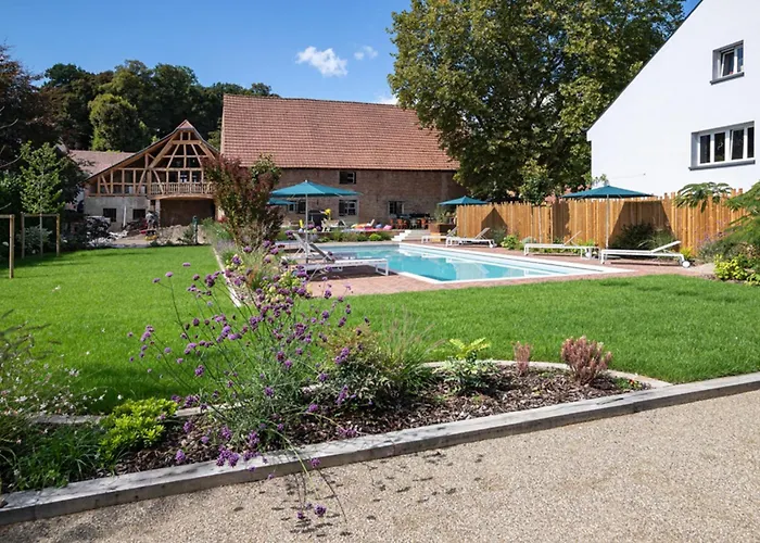An Authentic & Delicious Journey Through Time Hébergement de vacances Hangenbieten