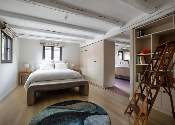 An Authentic & Delicious Journey Through Time Hébergement de vacances *